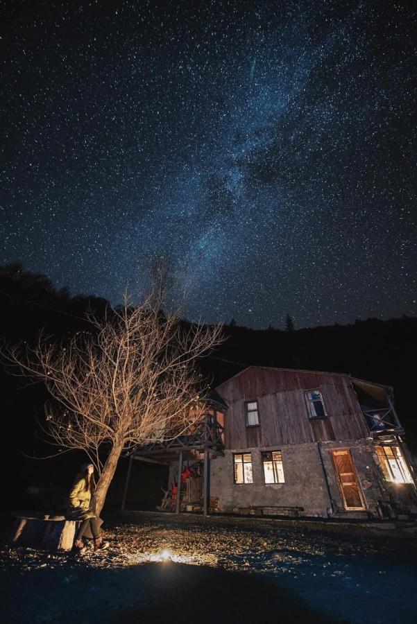 Korsha Guesthouse Roshka 外观 照片